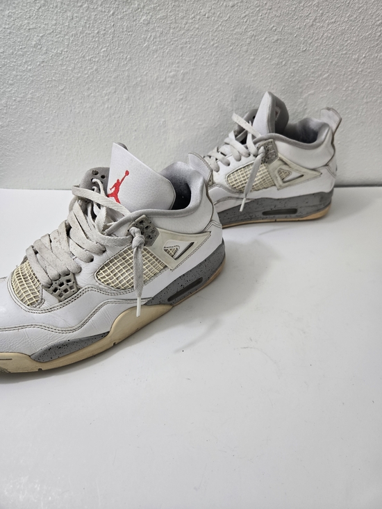 Air Jordan 4 Retro \